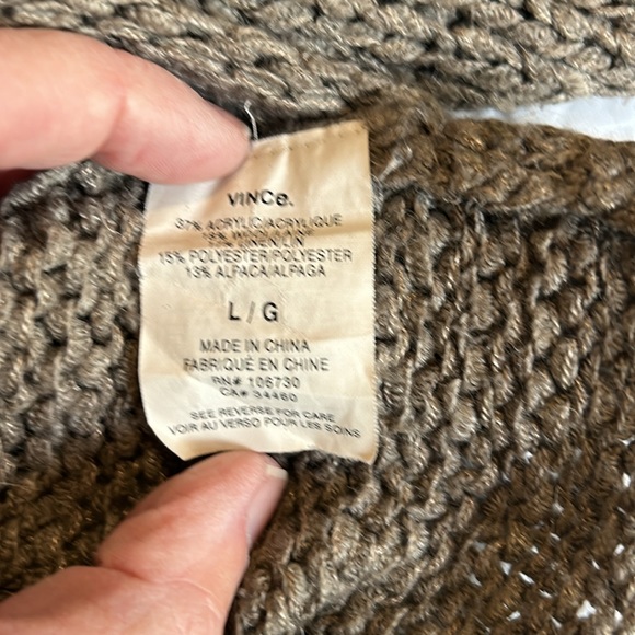 VINCE OVERSIZED DEEP V BROWN/GRAY SWEATER SIZE LARGE - Picture 5 of 6